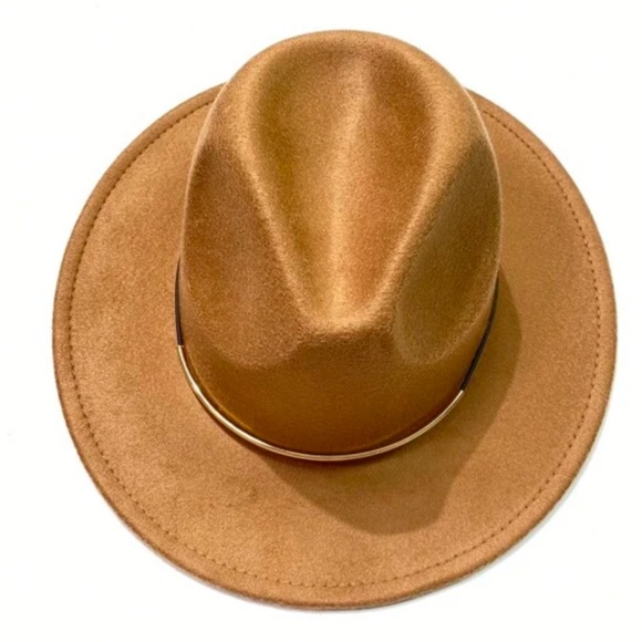 Camel Minimalist Hat - Picture 4 of 5